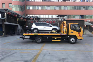 忠县汽车紧急补胎换胎救援